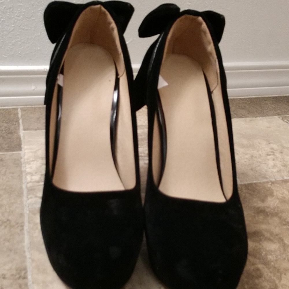 Bow heels size 37, 6/7 - Picture 2 of 4